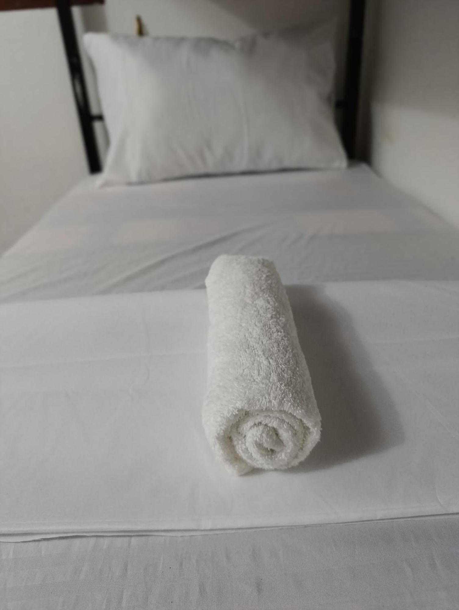 S And P Airport Transit Hostel And Villa 01 เนกอมโบ ภายนอก รูปภาพ